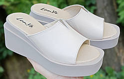 Сабо жіночі на танкетці від виробника модель ЛОН25-385