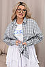 Жіноча натуральна в клітинку сорочка на ґудзиках з округлими розрізами з боків, батал великі розміри, фото 8