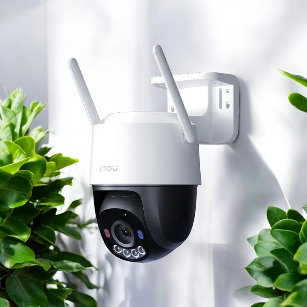 Вулична поворотна камера Imou Cruiser SC 5MP (360°, ніч, IP66)панорама, нічне бачення