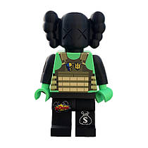 Brikzy – Версія “Міський Захисник” | 3D-друкована колекційна фігура. 36 см - висота