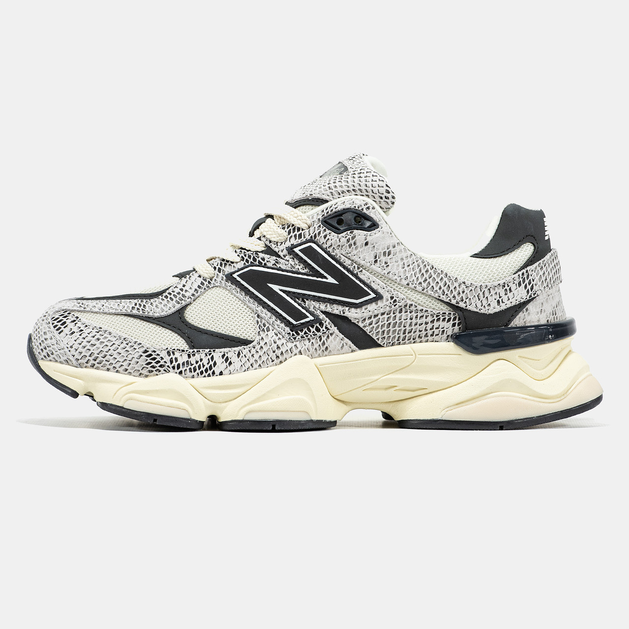 Кросівки New Balance 9060 Year of the Snake Grey Black / Нью Беланс 9060 Ер оф зе Снейк Сірі з Чорним