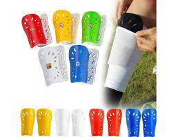 Щитки футбольні