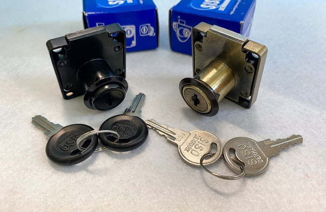 Серія врізних меблевих замків