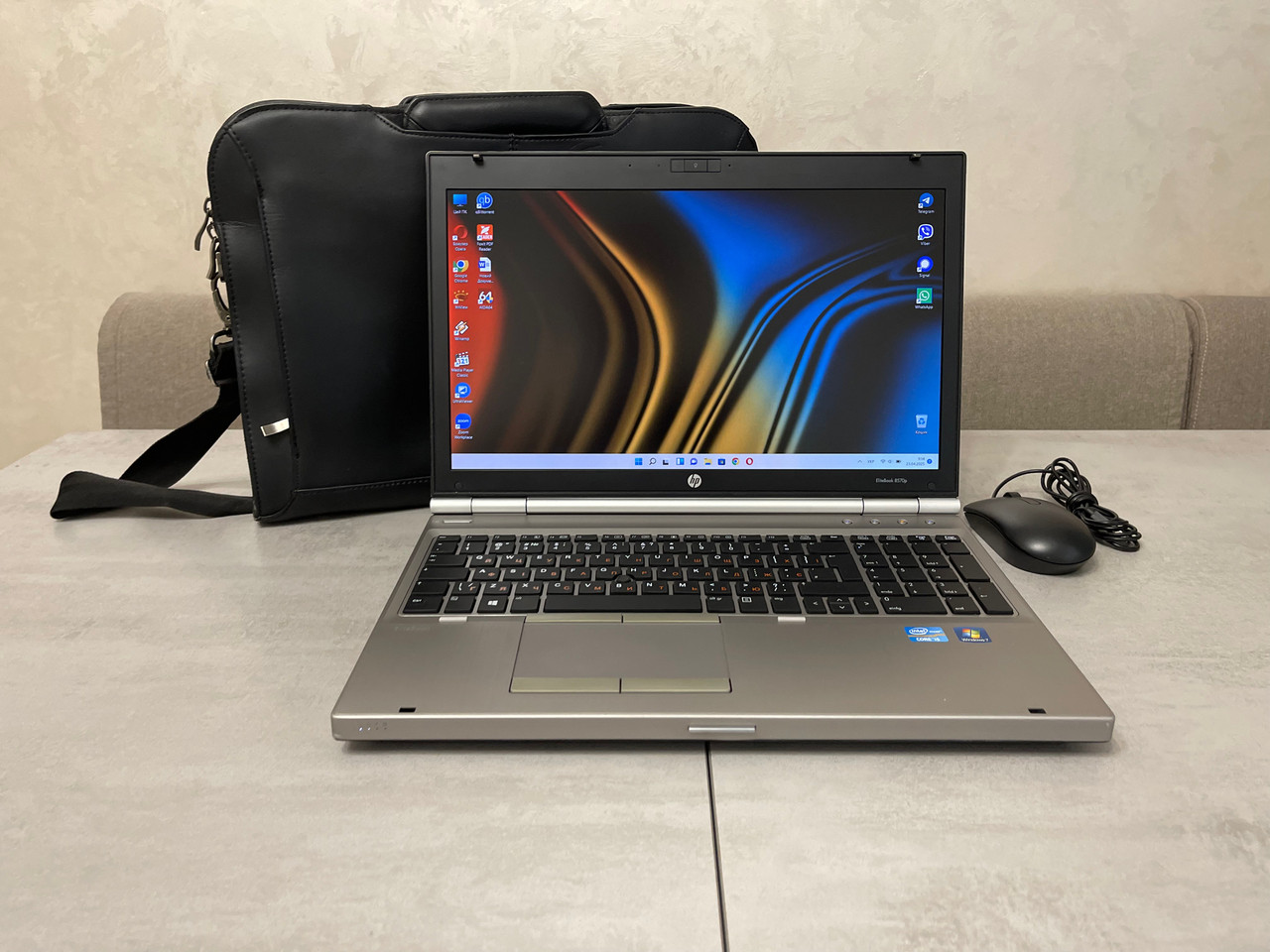 Ноутбук HP EliteBook 8570p, 15,6" FHD, i5-3320M, 8GB, 240GB SSD+сумка+мишка