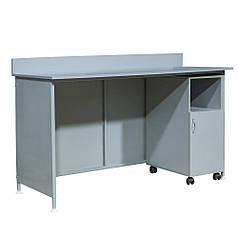 Стіл лабораторний з тумбою, що закривається, СЛ-001.04 (стіл для кабінету лікаря)