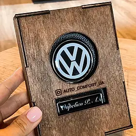 Обкладинка для автодокументів з логотипом Volkswagen (Фольксваген) і номером вашого авто