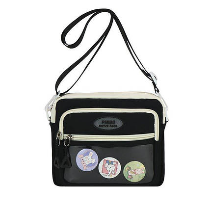 Стильна сумка на плече чорна з аніме-значками та підвіскою Чорна, фото 1