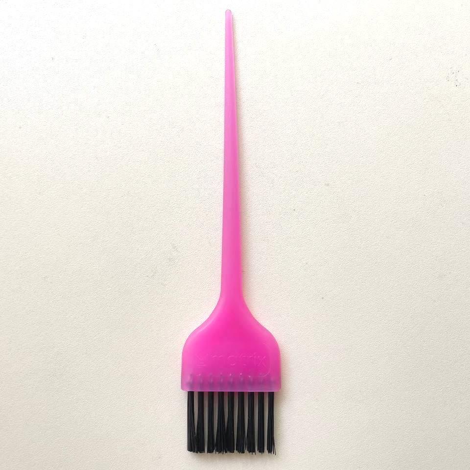 Пензель широкий прямий Big Straight Brush для фарбування волосся Matrix 9T рожевий прозорий
