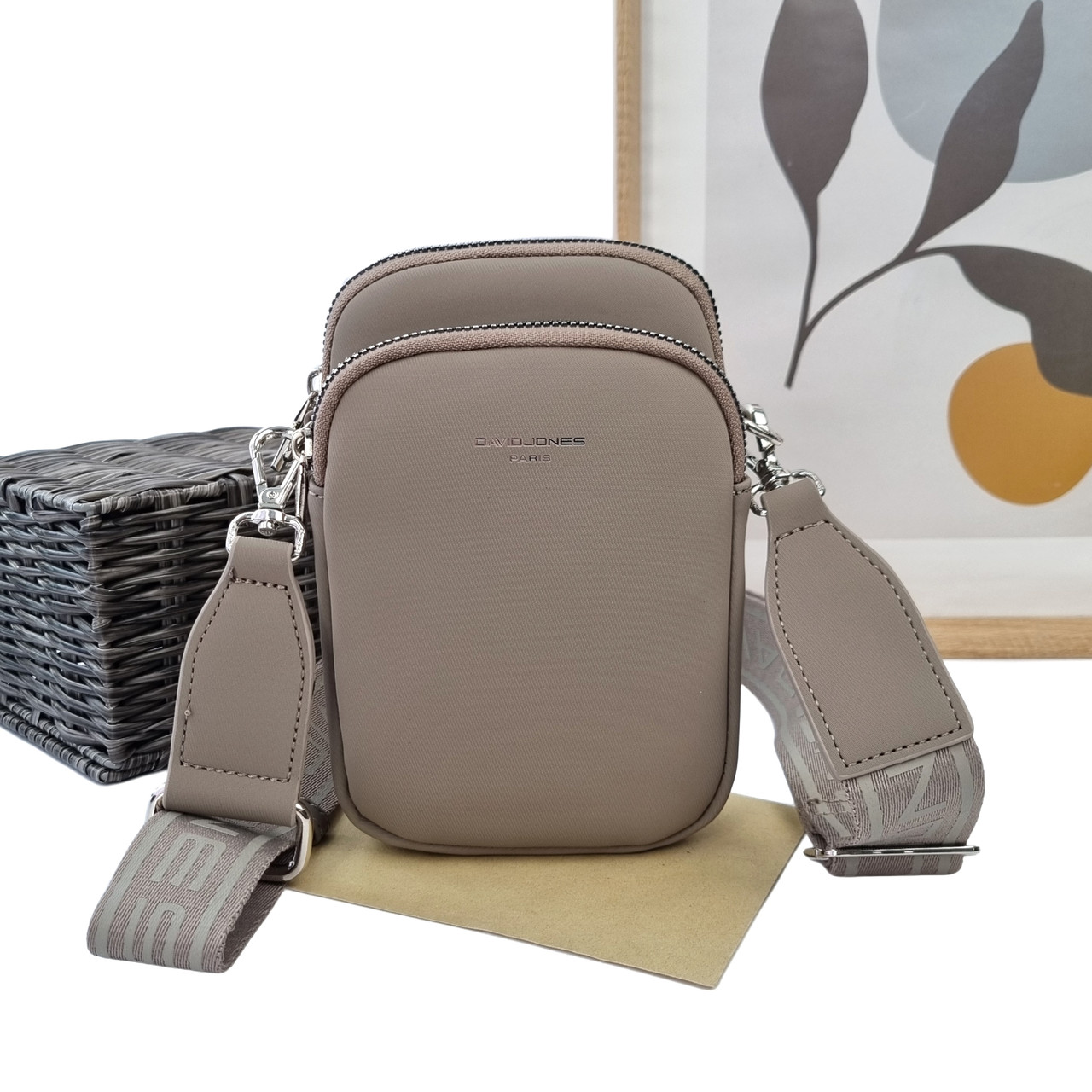 Невелика модна сумка поліестер світло-сірий Арт.CM6906 l.grey DavidJones Французька
