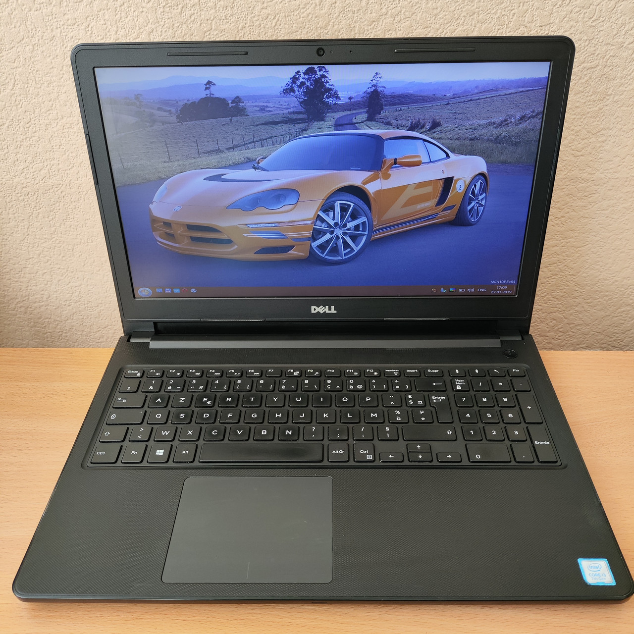 Ноутбук DELL Vostro 15 5100 15.6" i3-7100U/8 GB DDR4/HD 620