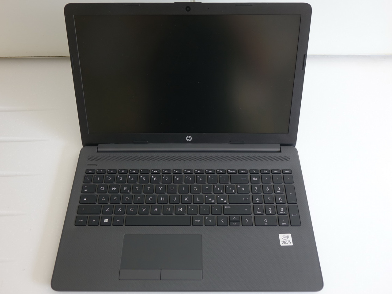 Ноутбук HP 250 G7 15.6 / i5-1035G1 / 8gb ddr4 / 256gb ssd NVME / Intel UHD G1 / Win11 Pro / Знос акб 0%
