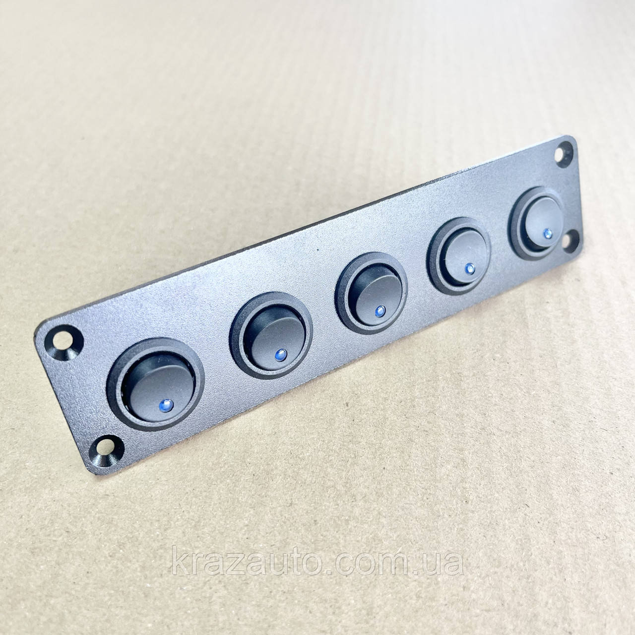 Панель із 5 клавішами ON-OFF, 12V/24V, синя підсвітка, клавіша на 3 контакти, розмір 165 мм х 40 мм. DTL-2586