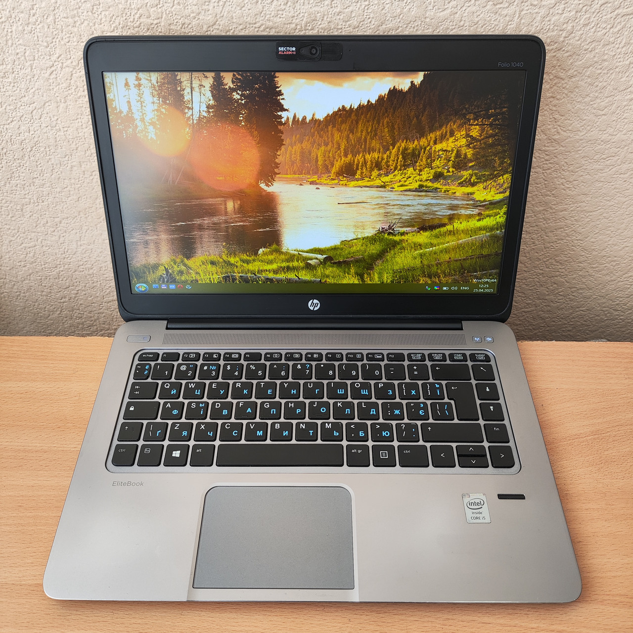 Ноутбук HP EliteBook Folio 1040 G1 14” FHD/IPS i5-4200U/4Gb DDR3/SSD 250Gb/Intel HD Graphics 4400