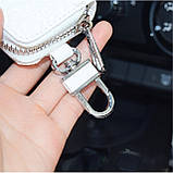 ЧОХОЛ ДЛЯ КЛЮЧІВ З КАРАБІНОМ корона біла шкіра, фото 3