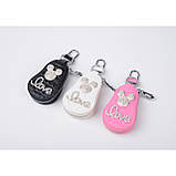 ЧОХОЛ ДЛЯ КЛЮЧЕЙ З КАРАБІНОМ мікі маус біла шкіра, фото 2