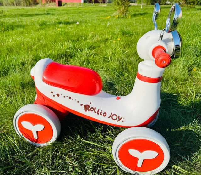 Дитячі біговели на 4 колесах