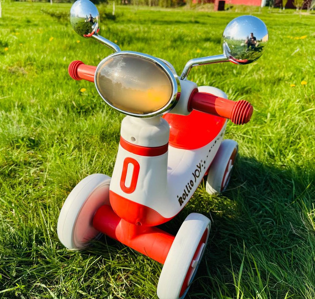 Дитячий біговел з підсвічуванням