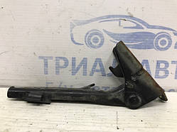 Петля капота права Mitsubishi Pajero Wagon 3 3.2 ДИЗЕЛЬ 4M41 2000 (б/у)