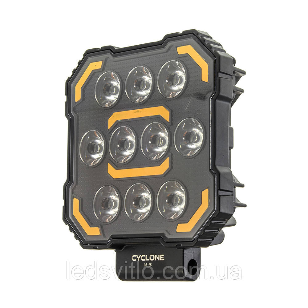 Світлодіодна автомобільна LED Фара CYCLONE WL-D17 30W+DRL STR Spot