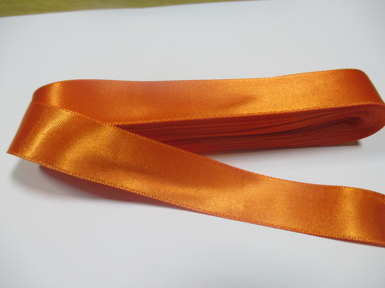 Стрічка атласна двостороння 2 см ( 10 метрів) оранжева Н 046