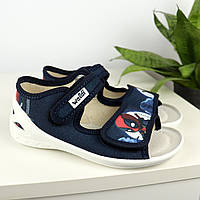 Відкриті босоніжки з малюнком Дідпул на хлопчика текстильне взуття, яке має Waldi