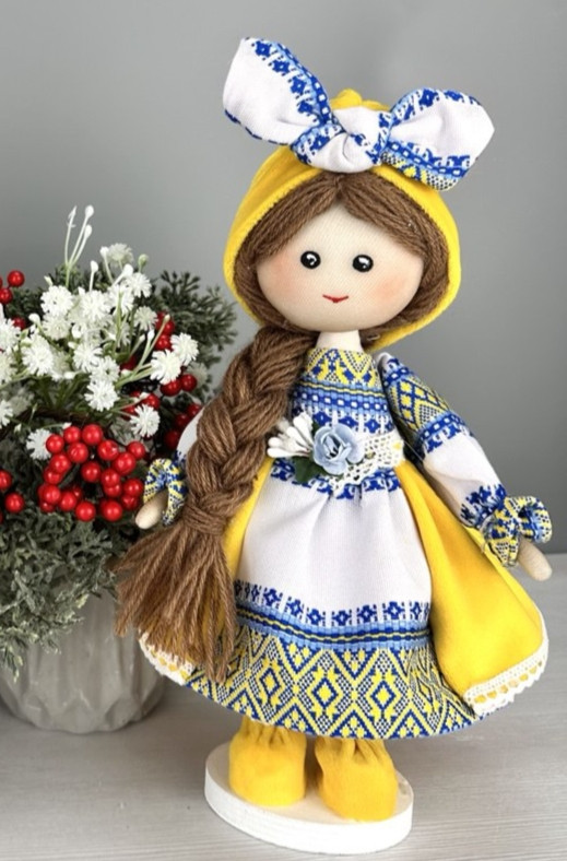 Лялька-вишиванка 26 см. Патріотична лялечка з платком.