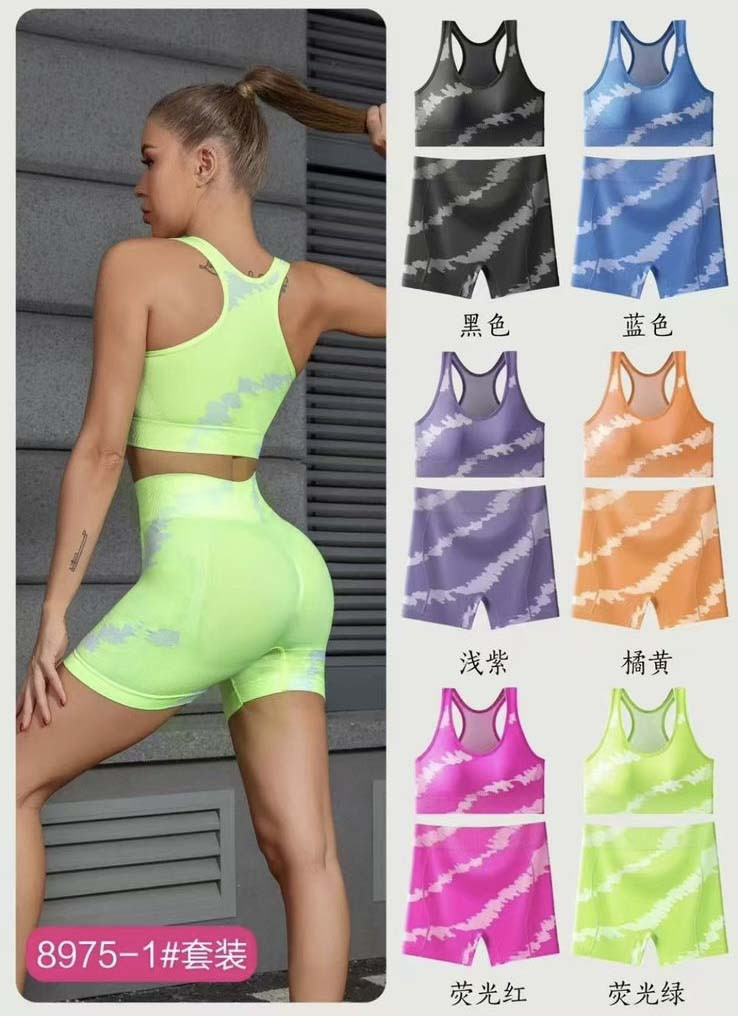 Жіночий костюм велосипедки з топом #8975-1 з push-up єфектом., фото 1