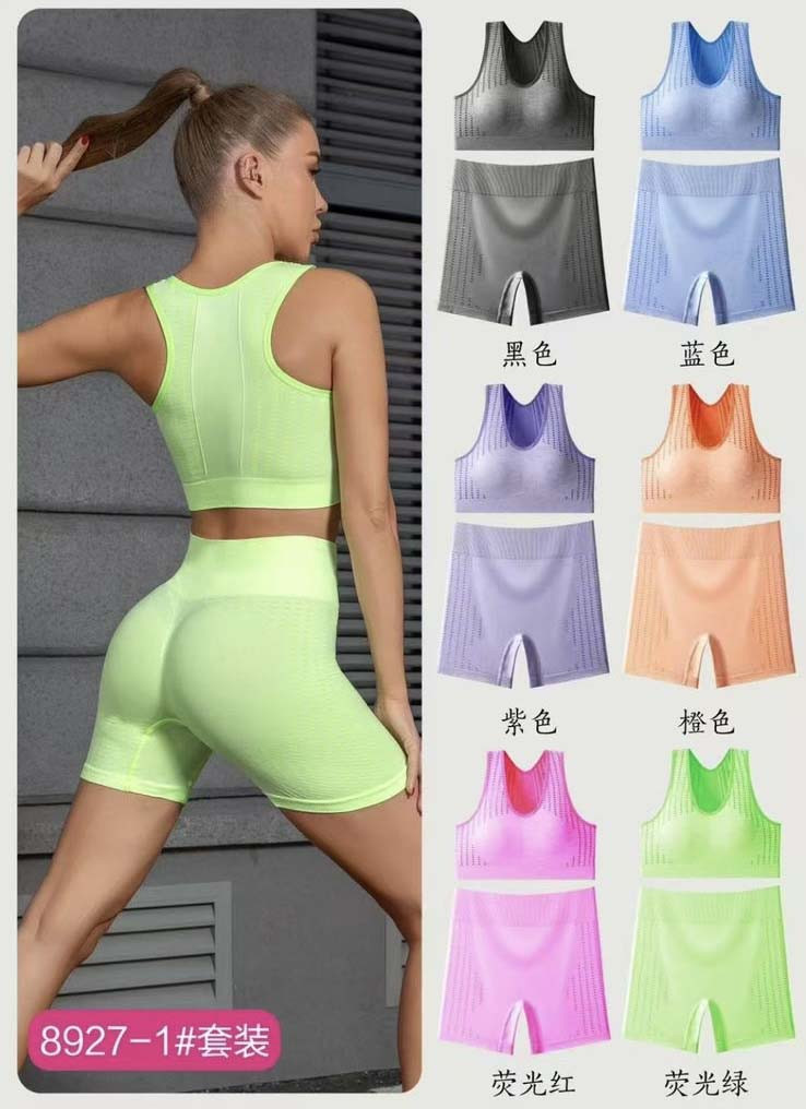 Жіночий костюм велосипедки з топом #8927-1 з push-up єфектом., фото 1