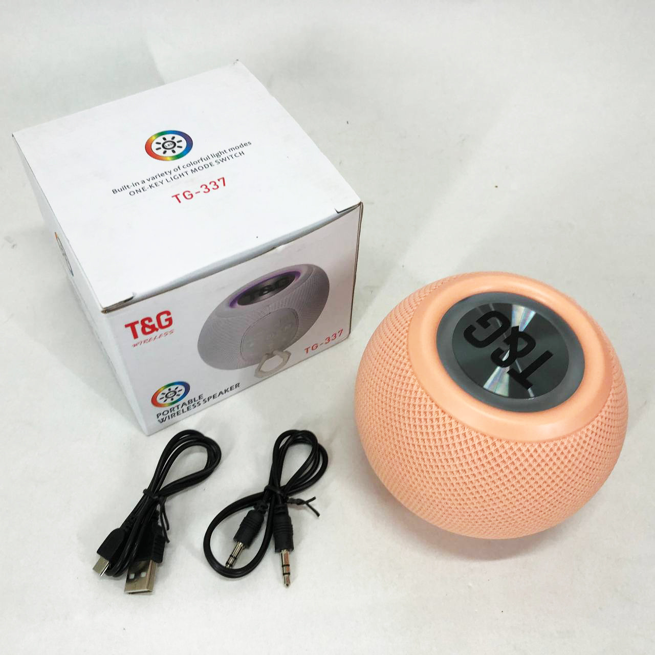 Портативна bluetooth колонка з різнокольоровим підсвічуванням TG337, Bluetooth стерео колонка з радіо FA-87