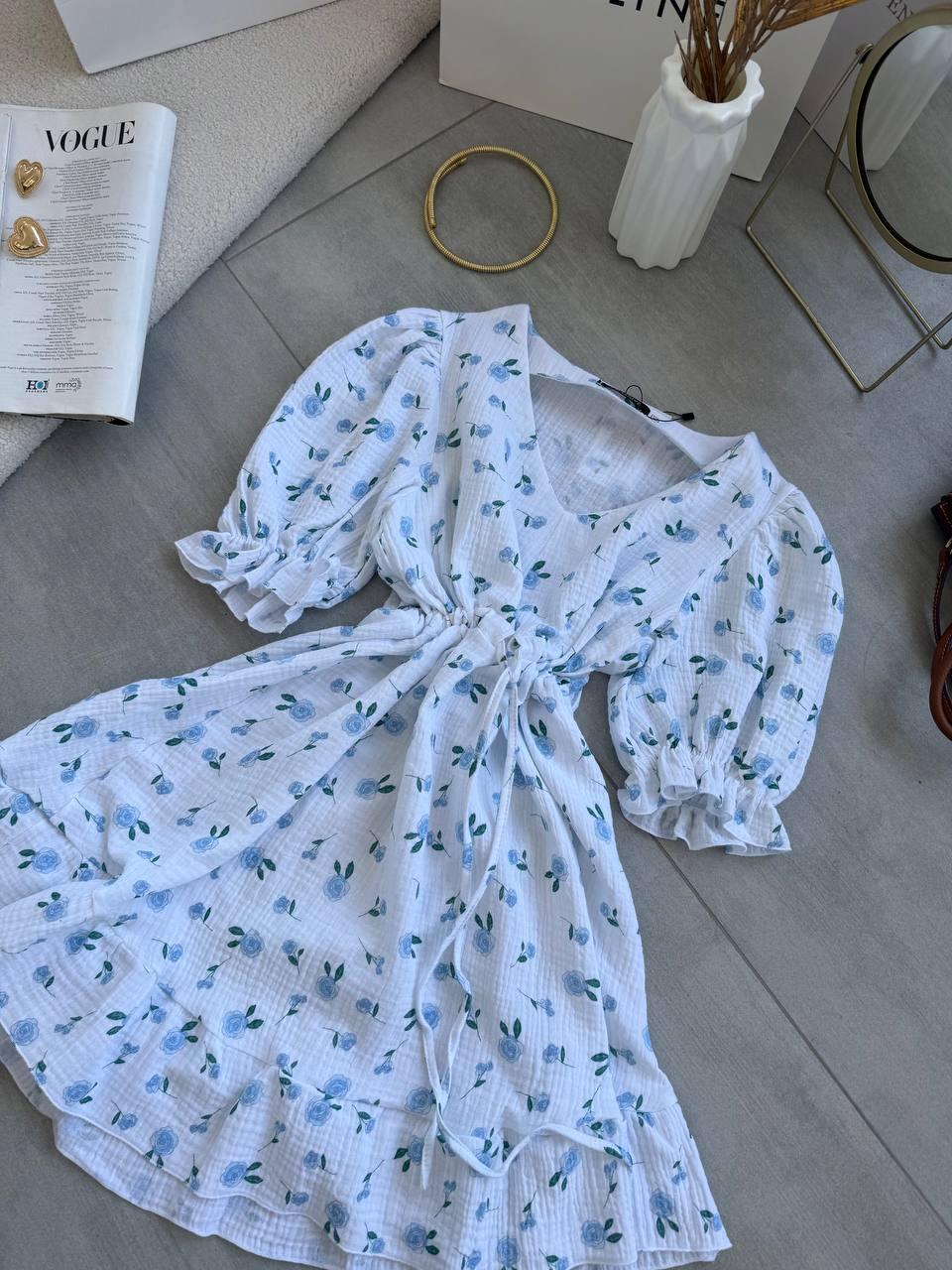 Літня легка повітряна романтична біла сукня з натурального мусліну в квіточку з рукавами ліхтариками, фото 1