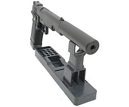 Пістолет з глушником и лазерным прицелом металевий