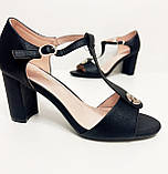 Жіночі чорні босоніжки середні підбори закрита п'ята розмір 39 40, фото 8