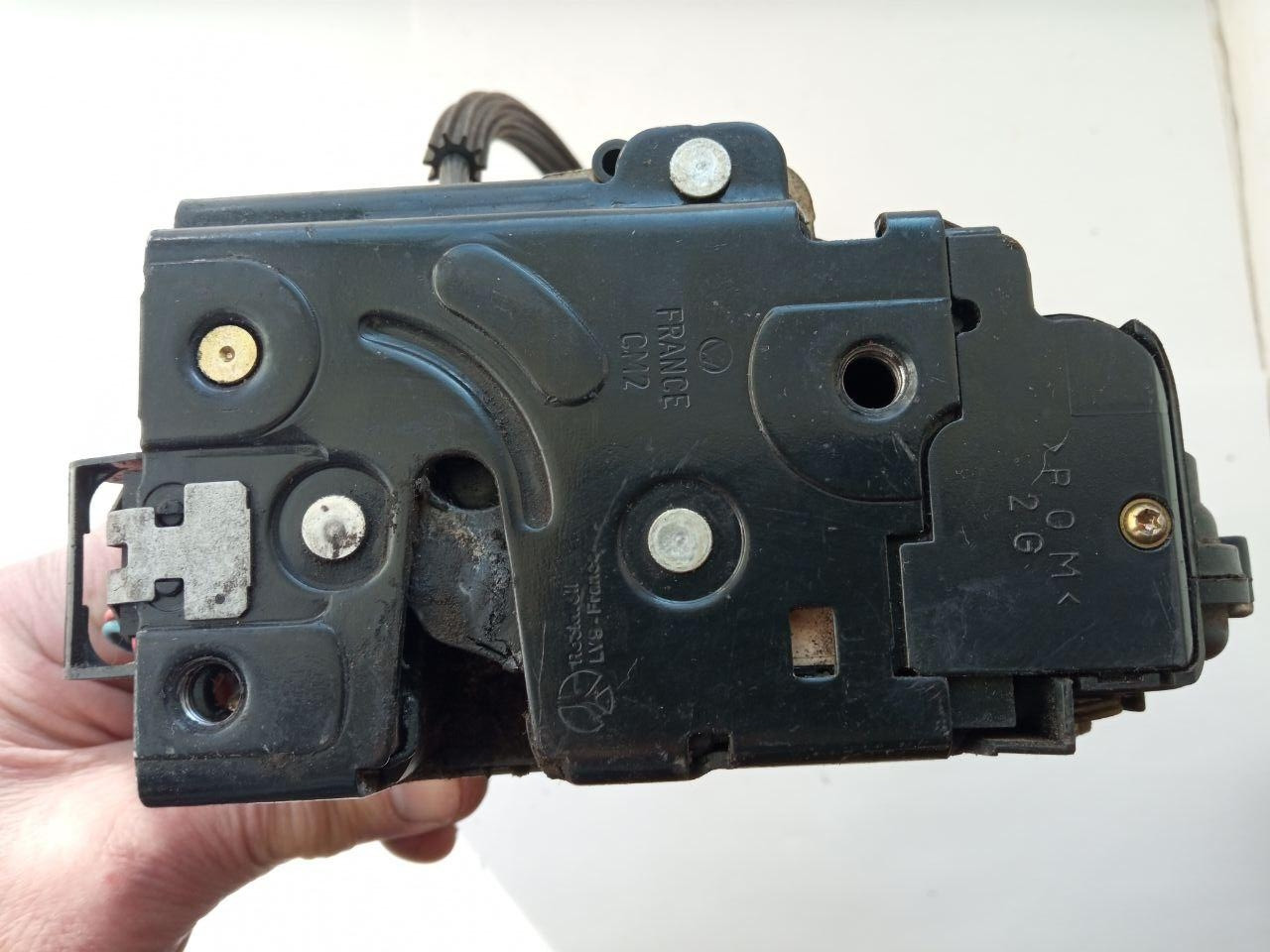 Замок дверей Volkswagen PA6.6 30% GF G5 / PA6630GFF5 / POM 2G / POM2G / C 3B....? / C3B?