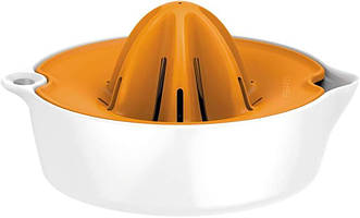 Соковитискач для цитрусових Fiskars Functional Form (1016125)