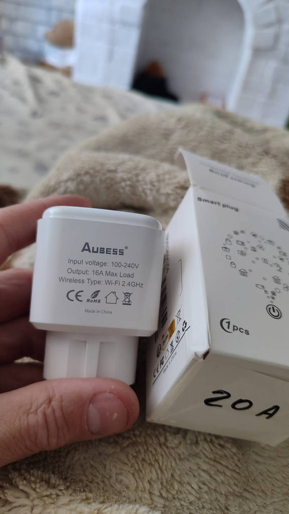 Розумна розетка з ватметром WIFI 20A Tuya Smart Life 20А 4,4 кВт - фото покупців 1