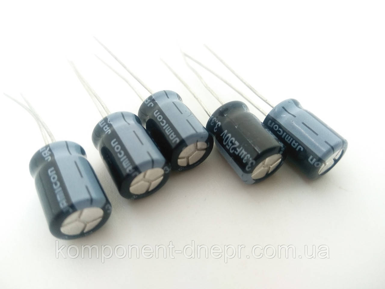3,3uF 250V 8х12мм JAMICON