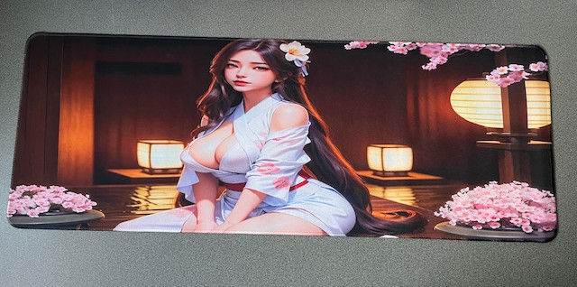 Килимок для миші з дизайном аніме дівчини у відвертому кімоно , розмір 80/30, фото 1