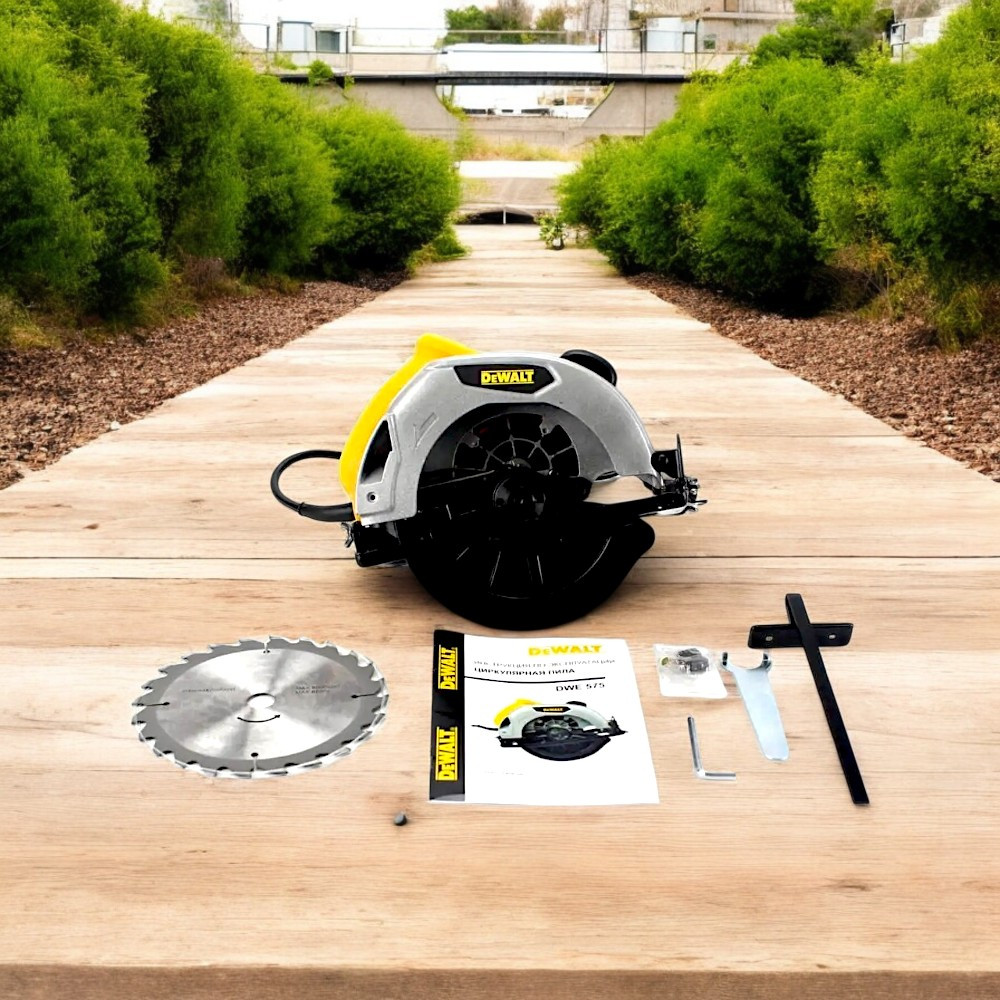 Дискова циркулярна пила DeWalt DWE575 Циркулярка Деволт 1200 Вт 5000 об/хв Електрична пила циркулярна