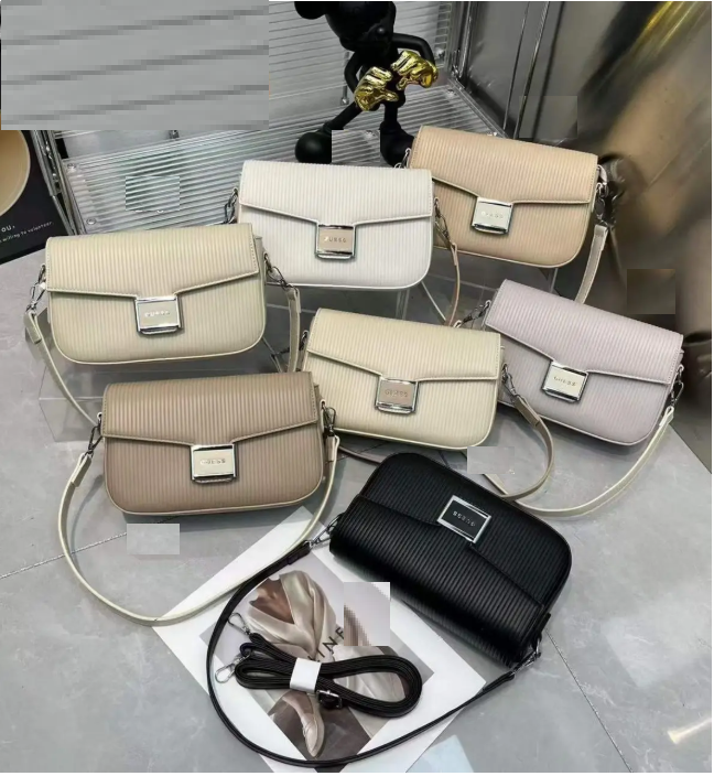 Сумка жіноча крос-боді прямокутна 23*14 см з клапаном зі штучної шкіри у різних кольорах Fedya, фото 1