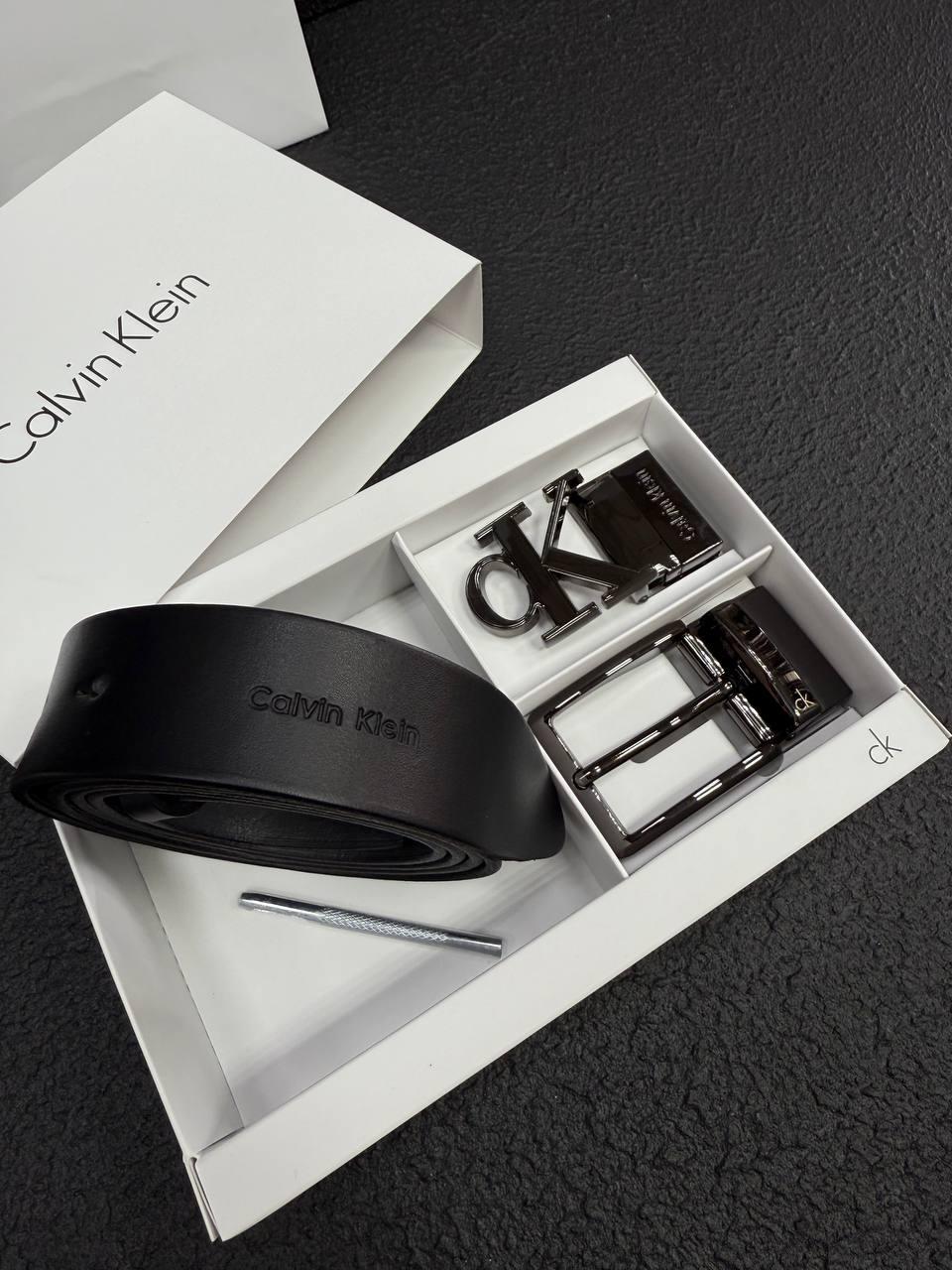 Чоловічий подарунковий набір Calvin Klein ремінь із двома пряжками з натуральної шкіри, фото 1