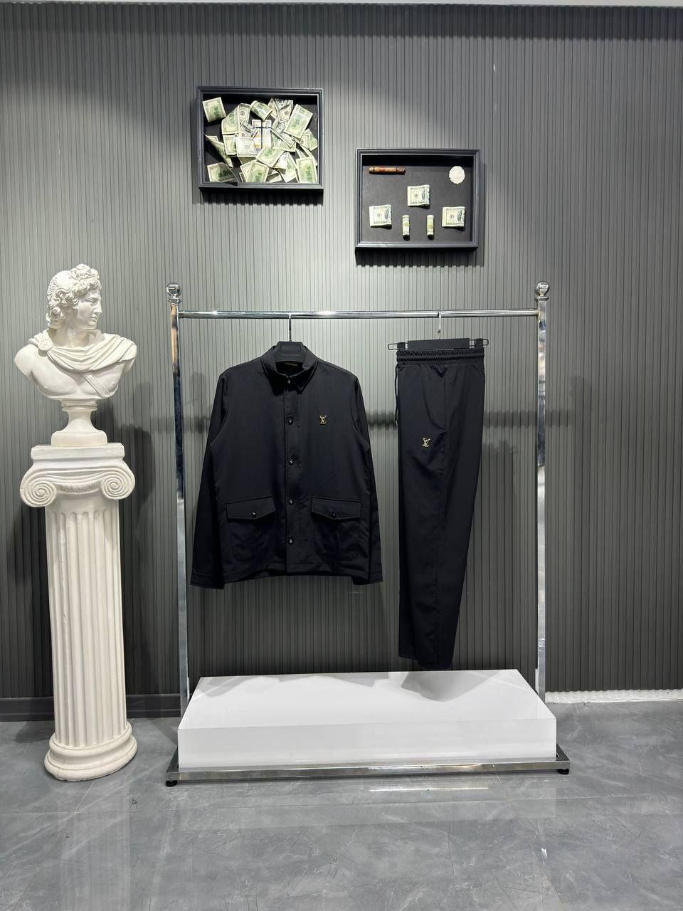 Чоловічий спортивний костюм Louis Vuitton B05 чорний, фото 1