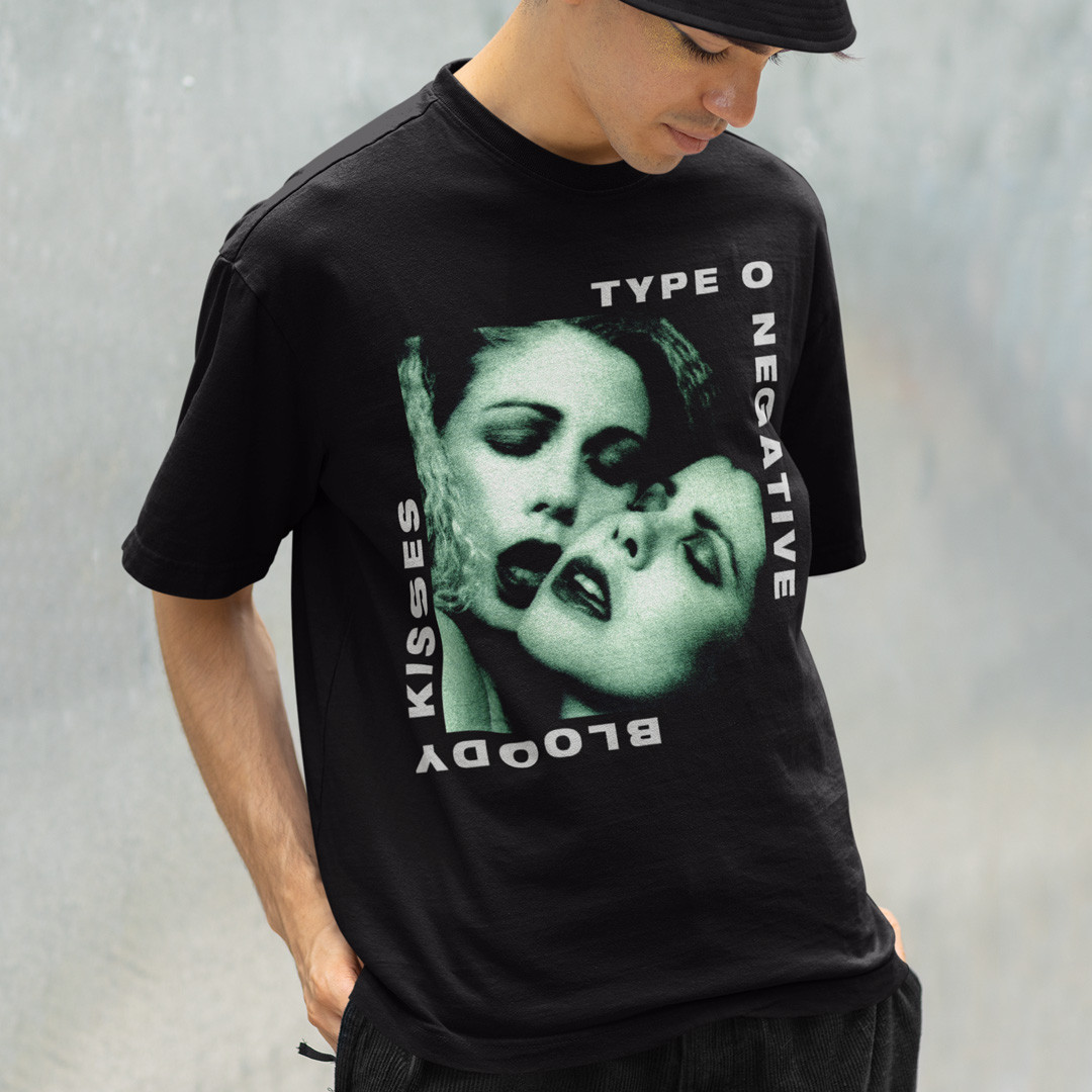 Футболка унісекс - Type O Negative - Bloody Kisses (1993)