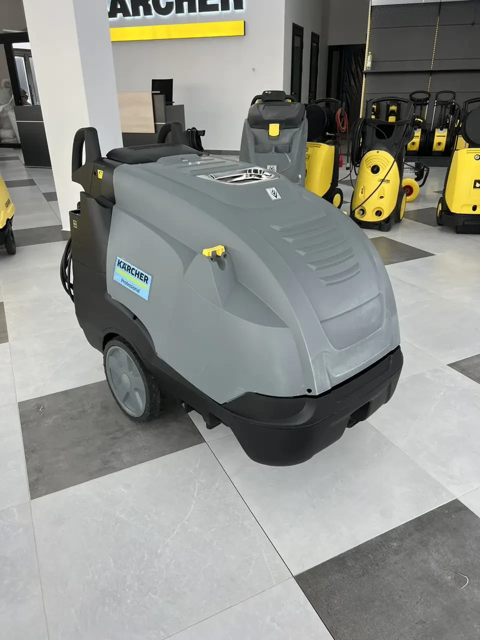 Апарат високого тиску Karcher hds 10/20 4-M (Б/У)