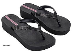 Жіночі тапки на середній танкетці Ipanema Mesh Chic Plat Fem