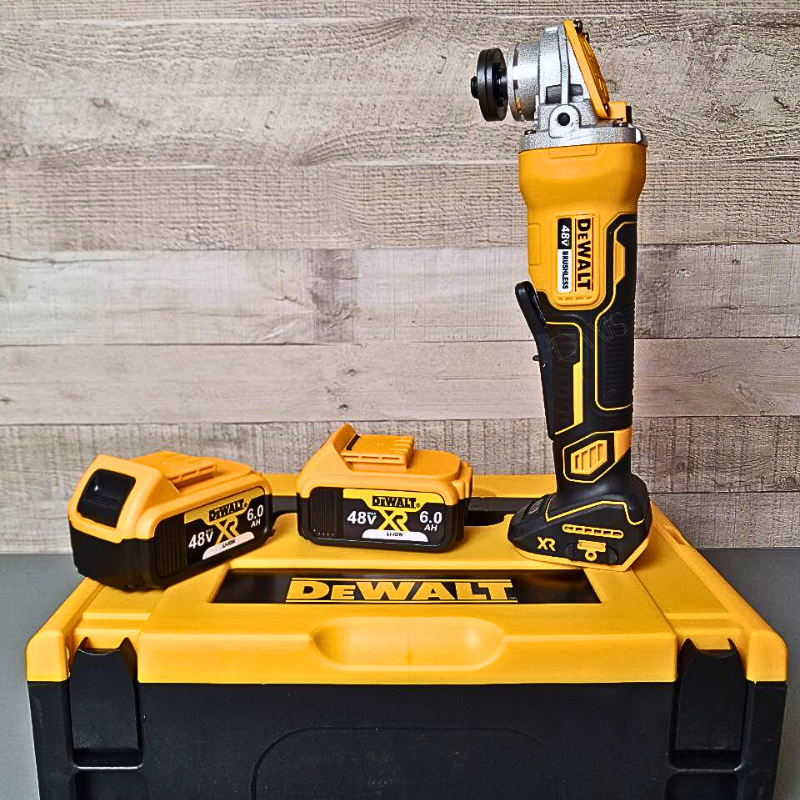 Високопродуктивна кутова шліфмашина DeWalt DCG406Nt в кейсі Акумуляторна болгарка 48V 6.0AH