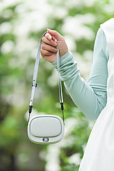 Портативний акумуляторний вентилятор світло-зелений (крижаний) DQ239 на 5 швидкостей для шиї та столу з дисплеєм