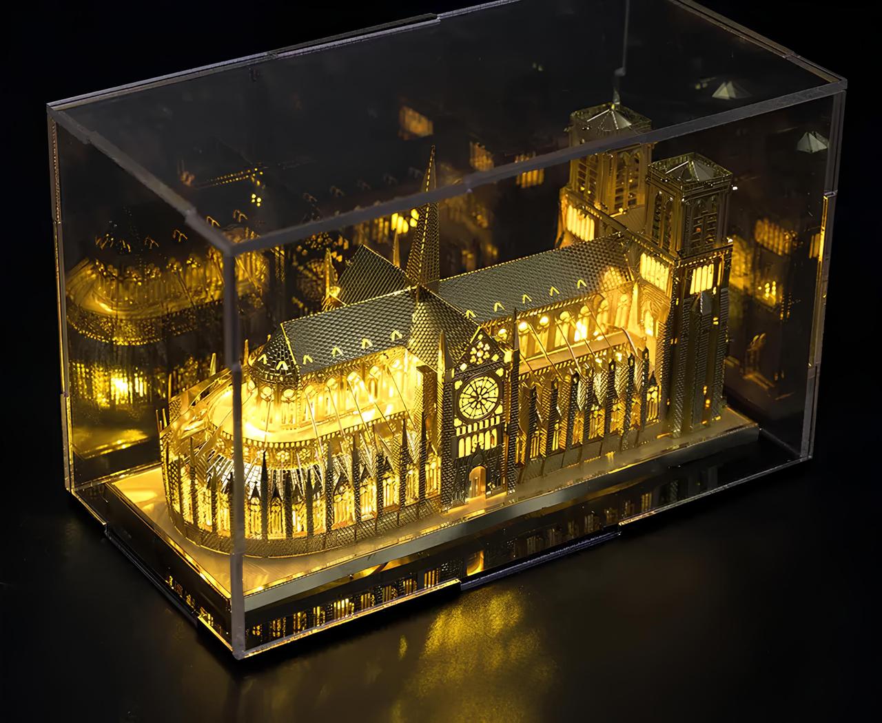 Металева збірна 3D модель Собор Паризької Богоматері з підсвічуванням 115*45*70 мм. Конструктор Нотр Дам де Парі
