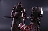 Фігурка Red Executioner Majini Resident Evil - колекційна статуетка 18 см із сокирою в коробці, фото 4