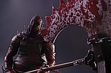 Фігурка Red Executioner Majini Resident Evil - колекційна статуетка 18 см із сокирою в коробці, фото 2
