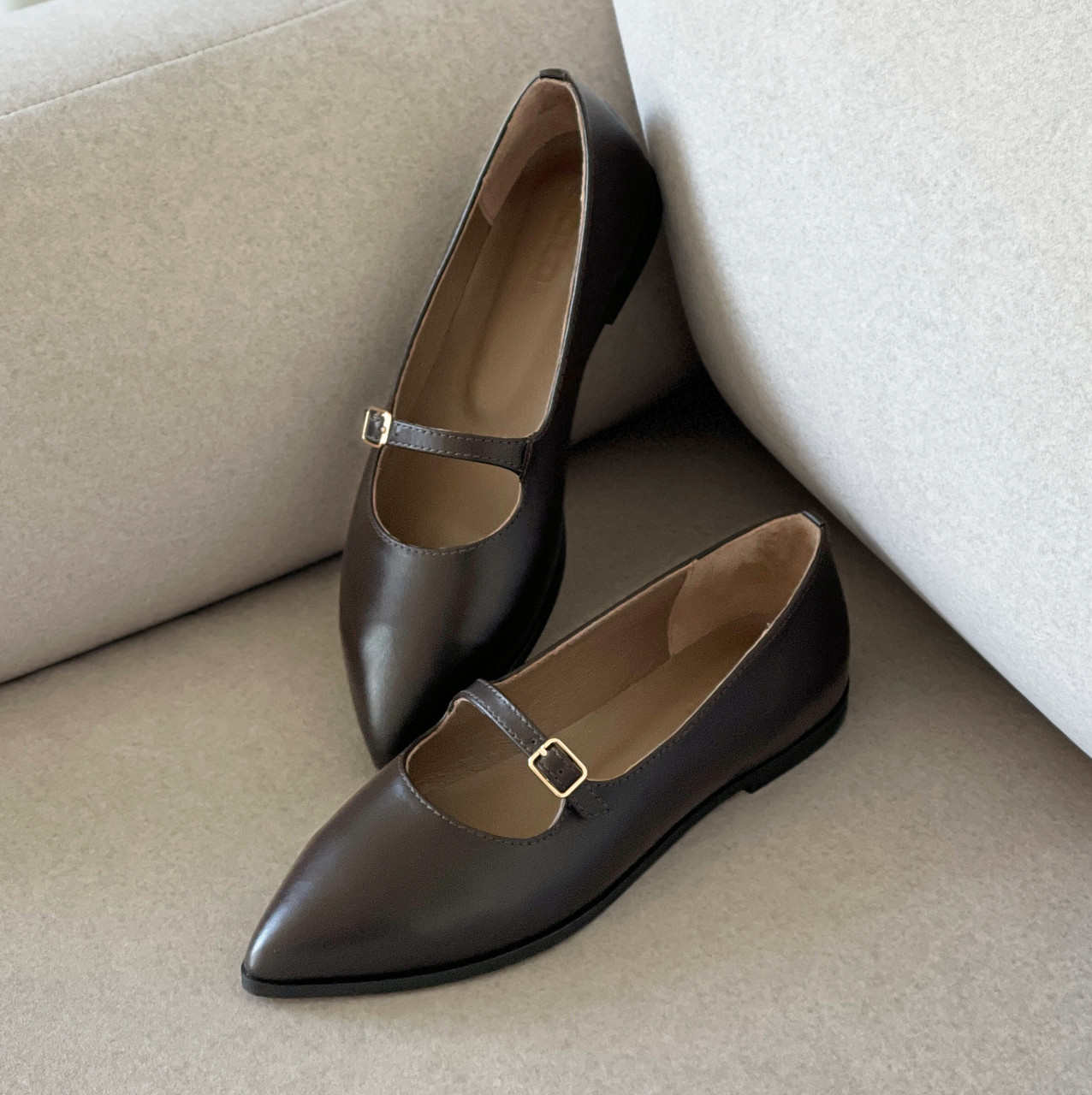 Шкіряні туфлі з гострим носочком, фото 1